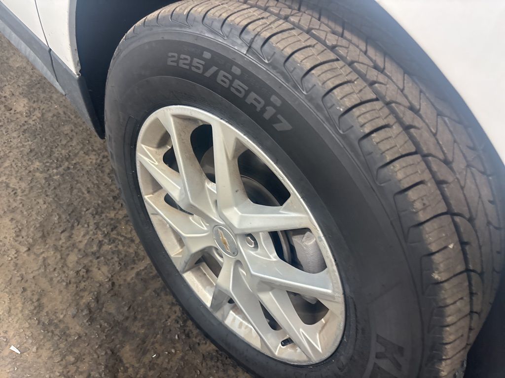 2024 Chevrolet Equinox LT - 1