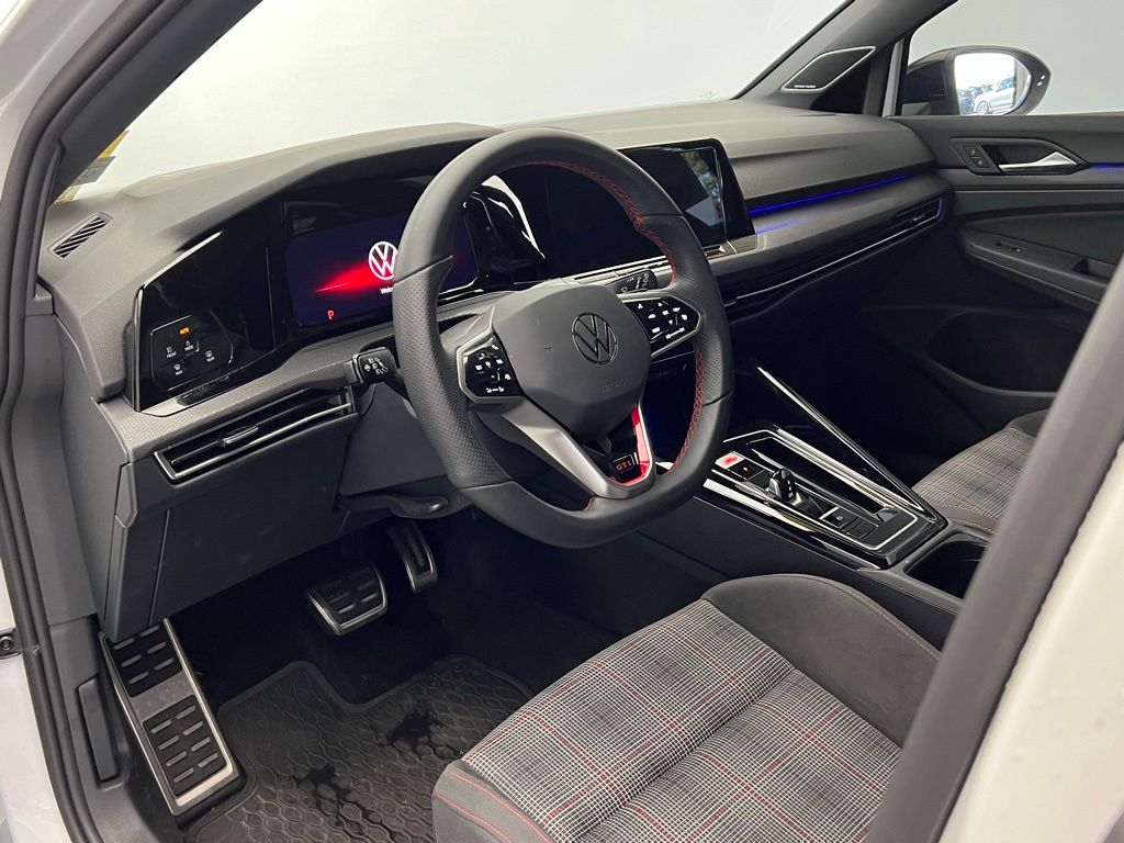 Thumbnail: 2024 Volkswagen Golf - 21