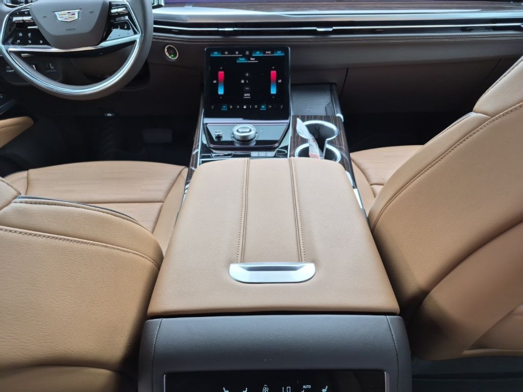 New 2026 White Cadillac Luxury image 22