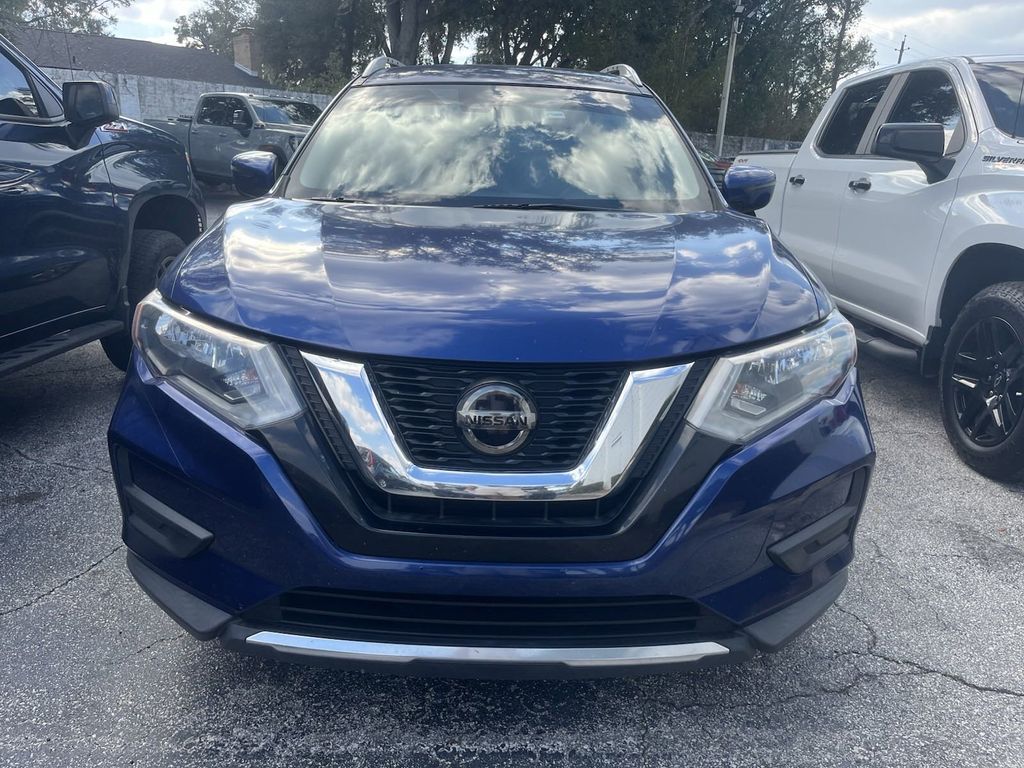 2020 Nissan Rogue SV 2