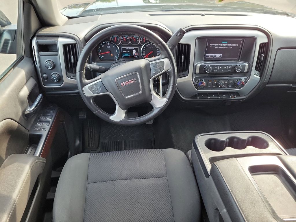 2017 GMC Sierra 1500 SLE 9