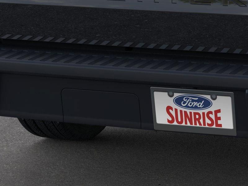 New 2026 Ford Maverick XL 4D Crew Cab