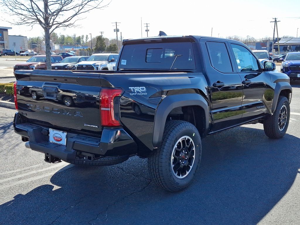 2025 Toyota Tacoma TRD Off-Road 3