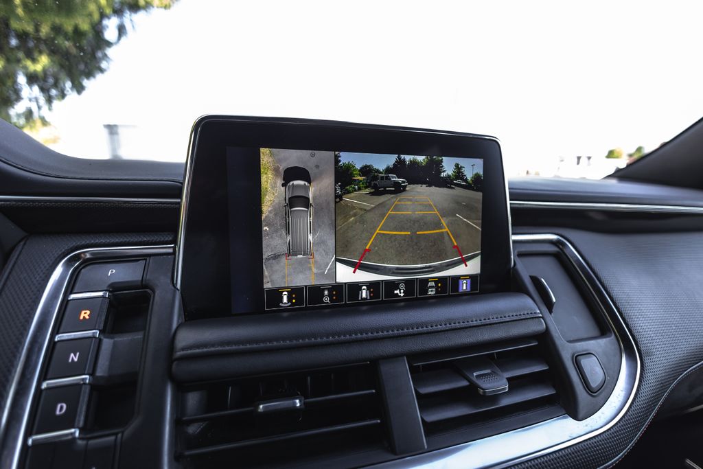 2022 Chevrolet Tahoe RST thumbnail 11