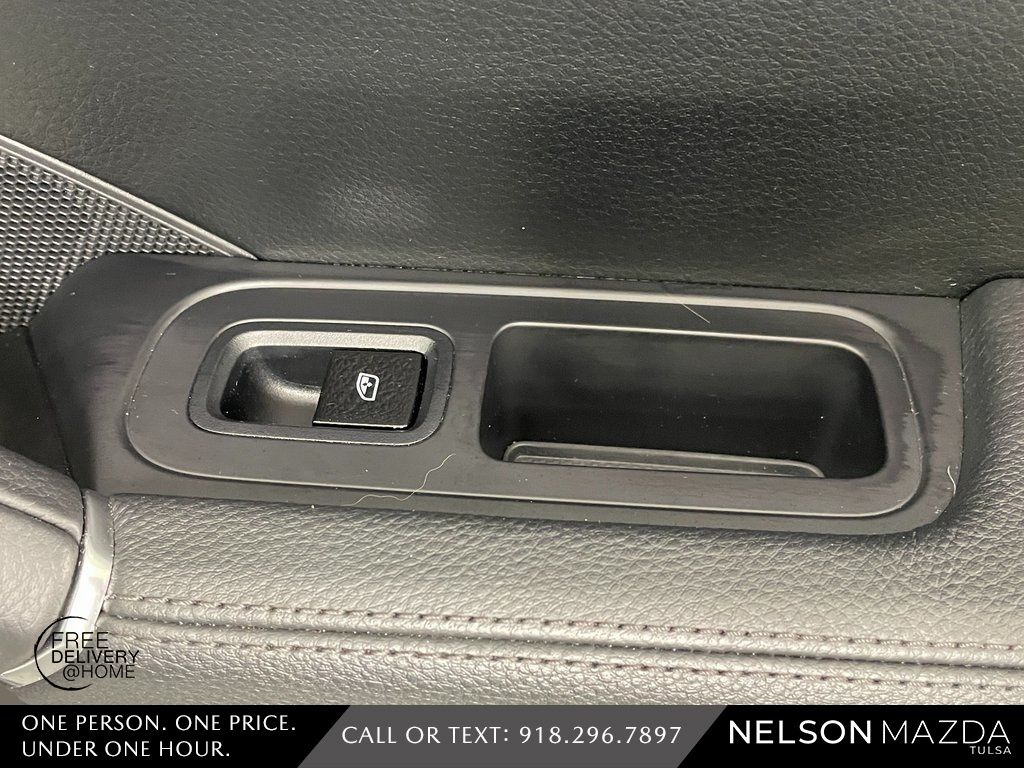 Used 2020 White Porsche S image 53