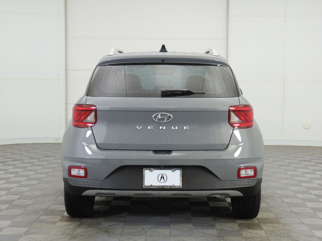 Thumbnail: 2022 Hyundai Venue - 6