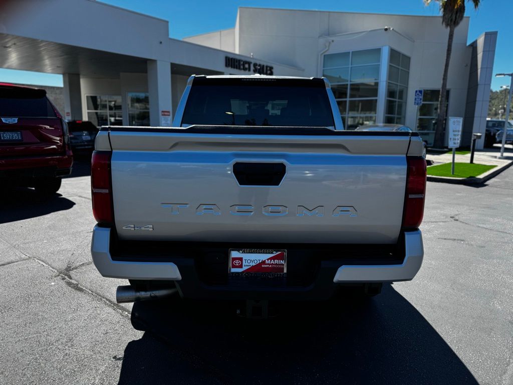 2025 Toyota Tacoma SR5 Double Cab photo 10