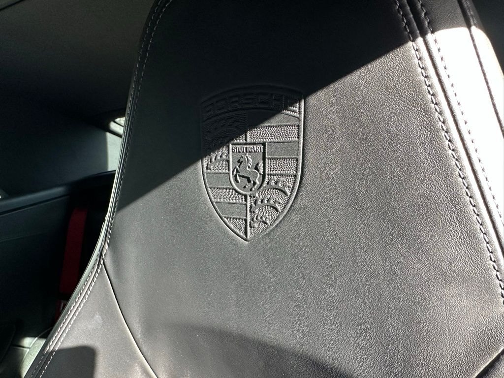 Thumbnail: 2020 Porsche 911 - 20