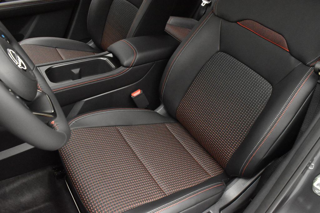 Thumbnail: 2026 Nissan Kicks - 12