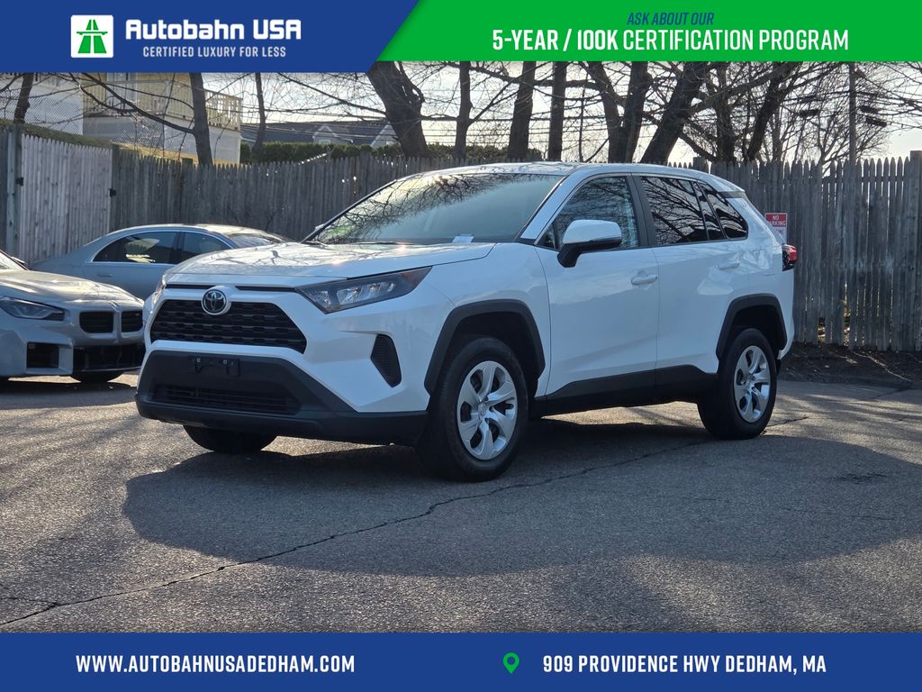 White 2022 Toyota RAV4 LE AWD SUV / Crossover All-Wheel Drive 8-Speed Automatic