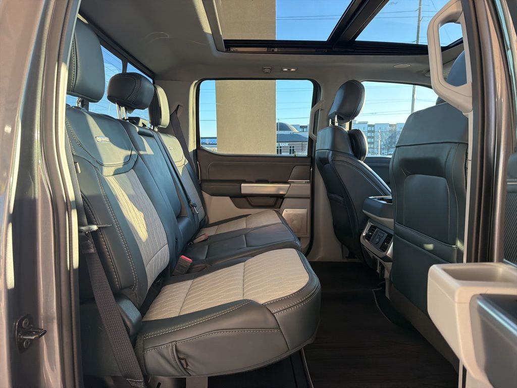 Thumbnail: 2024 Ford Econoline - 23