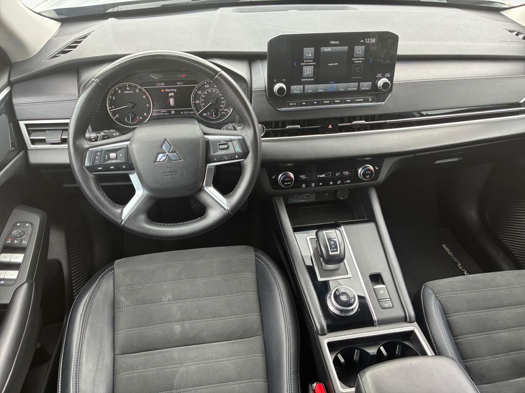 Used Car 2024 Mitsubishi Outlander  Se For Sale Under $25,000 In Austin, Texas