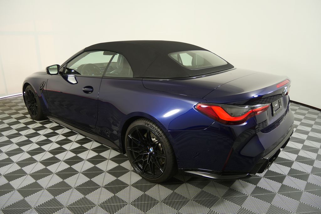 2022 BMW M4 Competition 7