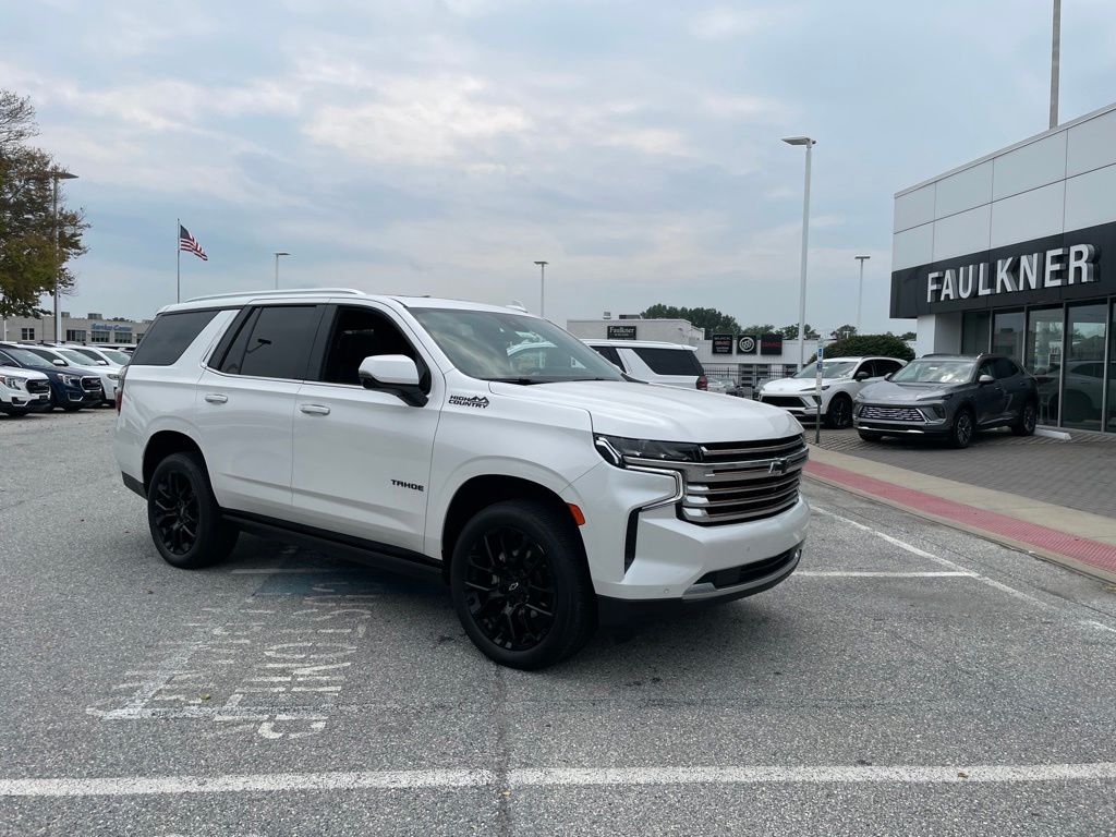 Pearl 2023 Chevrolet Tahoe SUV / Crossover Four-Wheel Drive
