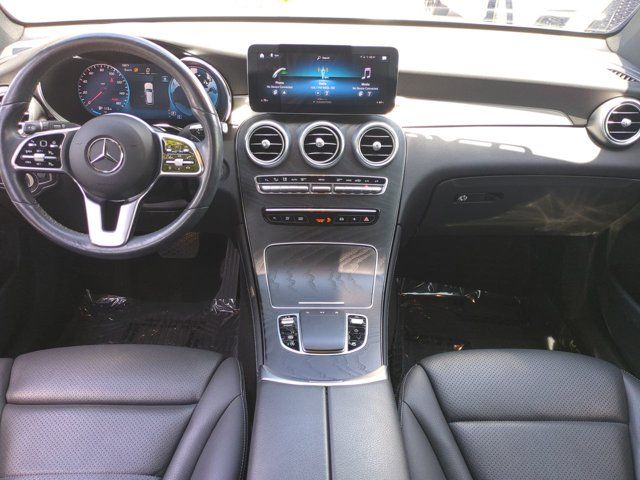 Used 2020  Mercedes-Benz GLC 300 image 13