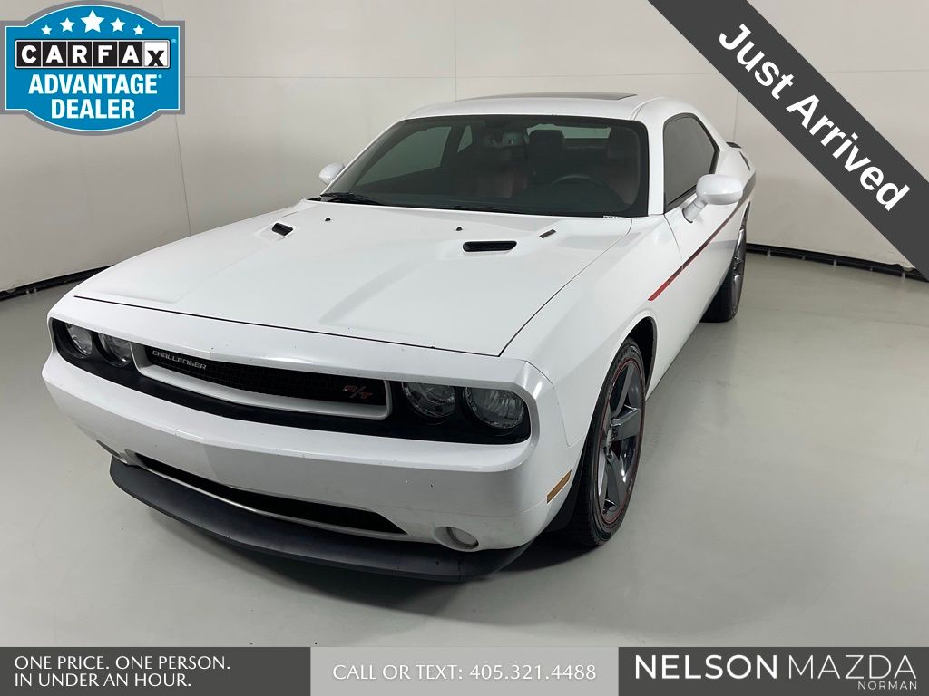2014 Dodge Challenger R/T Plus's photo