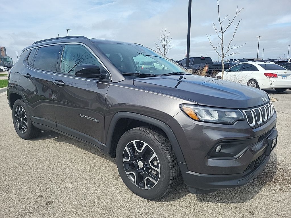 View vehicle photo 7