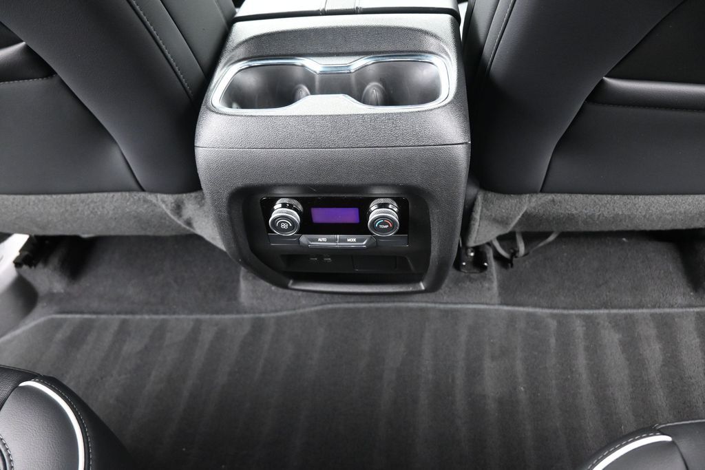 Used 2025 Buick Enclave SUV