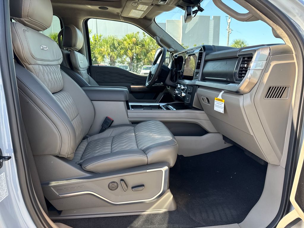 New 2026 Gray Ford Platinum image 23