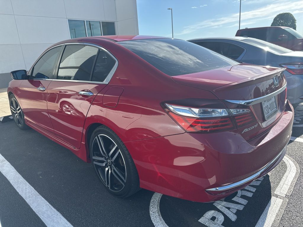 Thumbnail: 2016 Honda Accord - 6