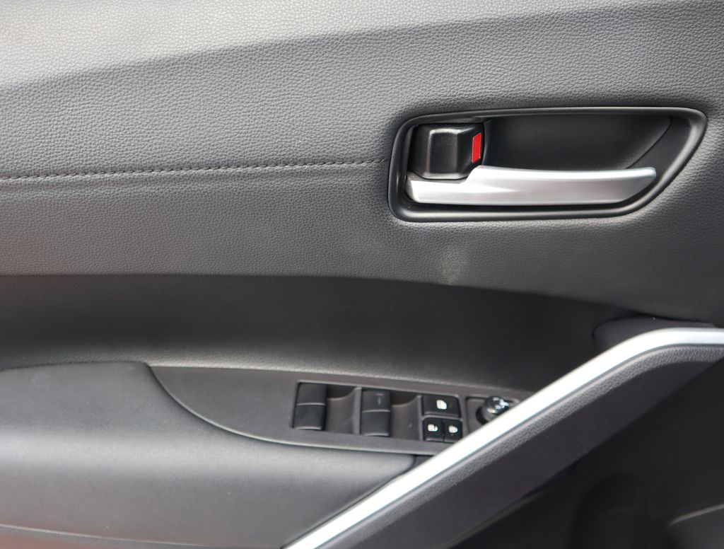 Thumbnail: 2024 Toyota Corolla Cross - 18