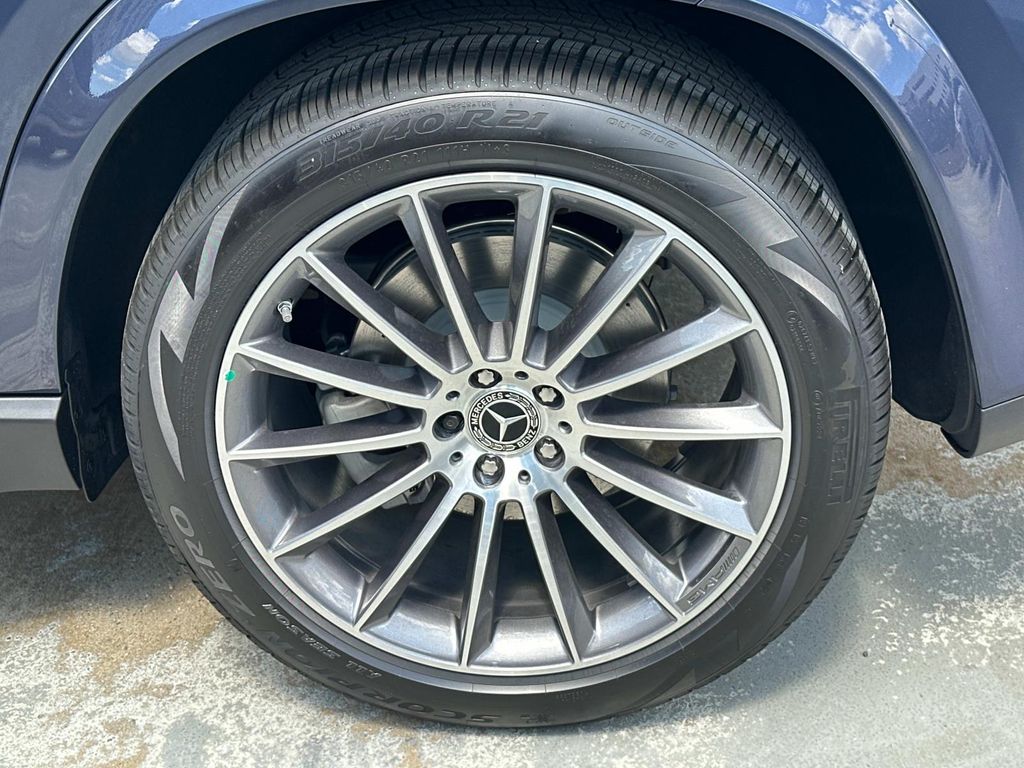 Thumbnail: 2026 Mercedes-Benz GLE - 7