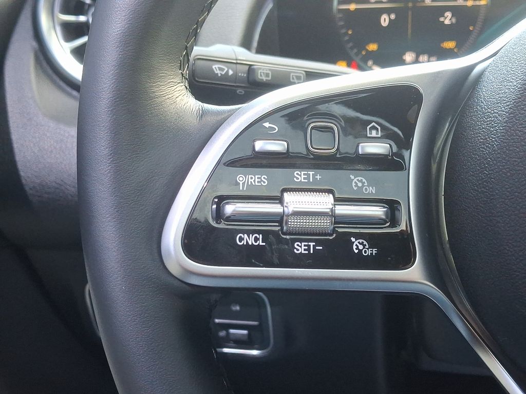2023 Mercedes-Benz GLB 250 22
