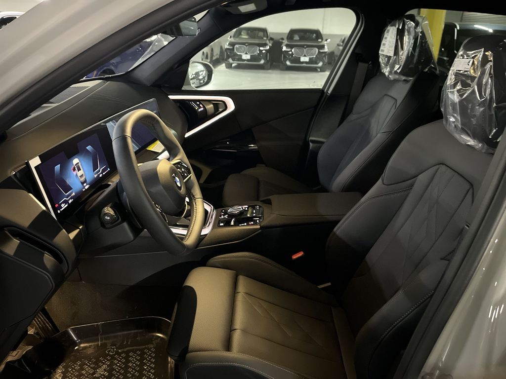 Thumbnail: 2026 BMW X3 - 11