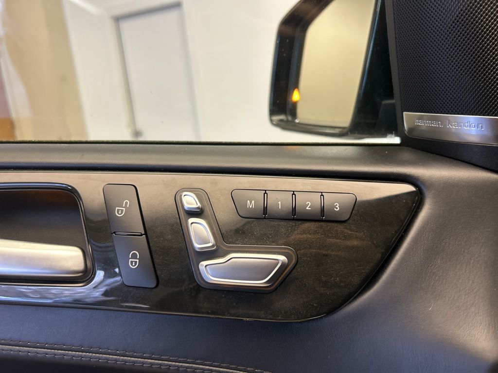 Thumbnail: 2018 Mercedes-Benz GLE - 23