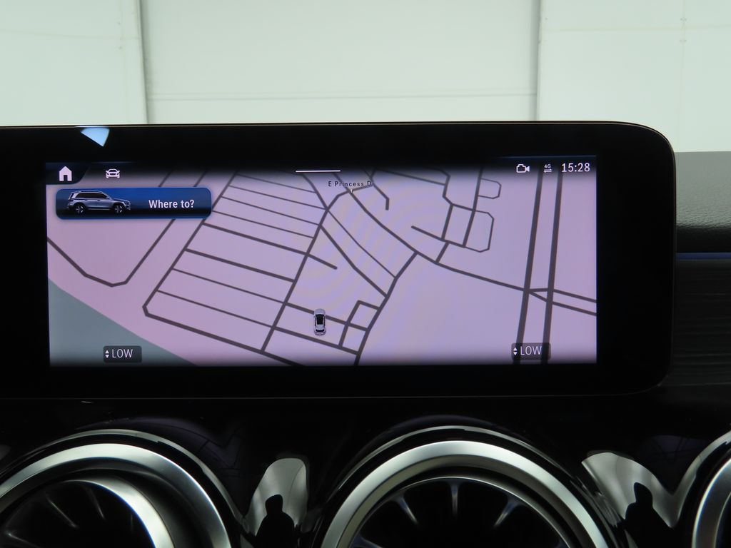 Thumbnail: 2026 Mercedes-Benz GLB - 16