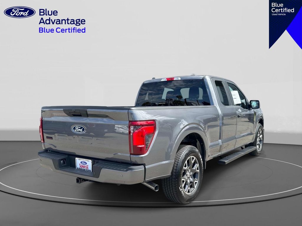 View vehicle photo 5