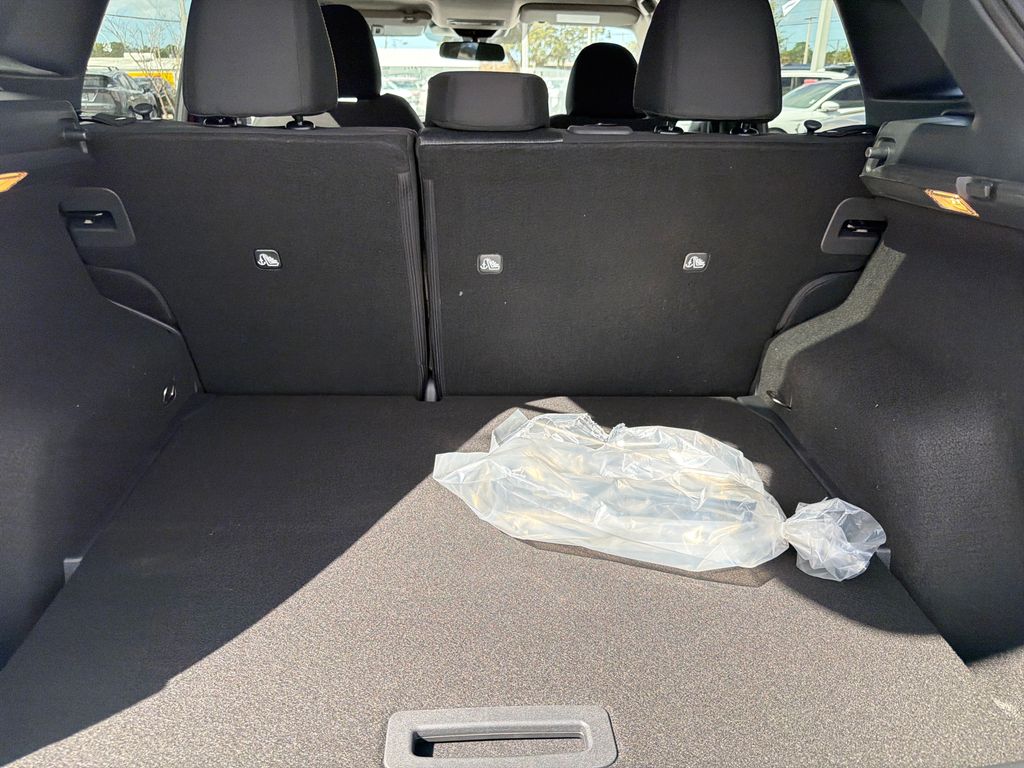 New 2026 Nissan Kicks SV 4D Sport Utility