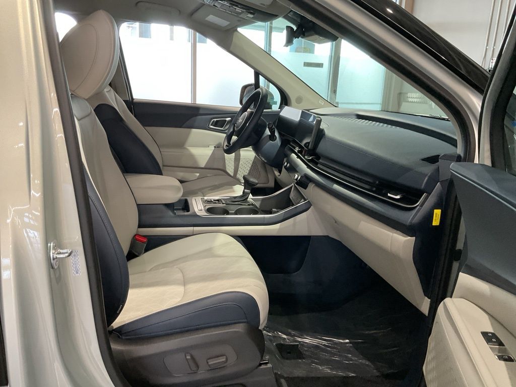 New 2026 Silver Kia EX image 24