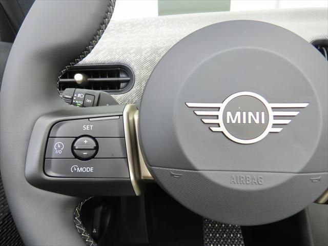 Thumbnail: 2026 MINI Cooper - 12