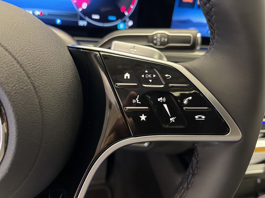 Thumbnail: 2026 Mercedes-Benz GLE - 15