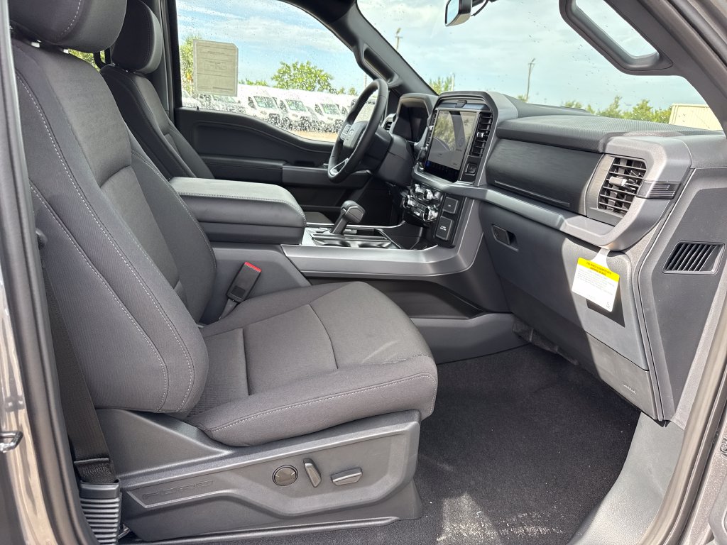 New 2026 Gray Ford XLT image 22