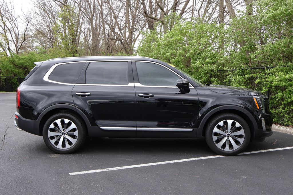 2021 Kia Telluride S 9