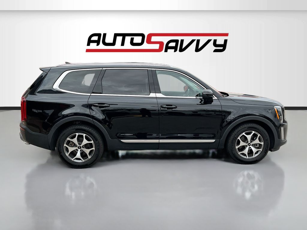 Used 2022 Black Kia EX image 8