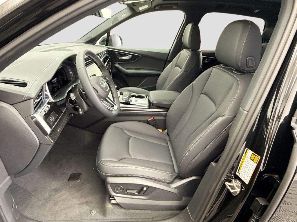 Thumbnail: 2026 Audi Q7 - 18