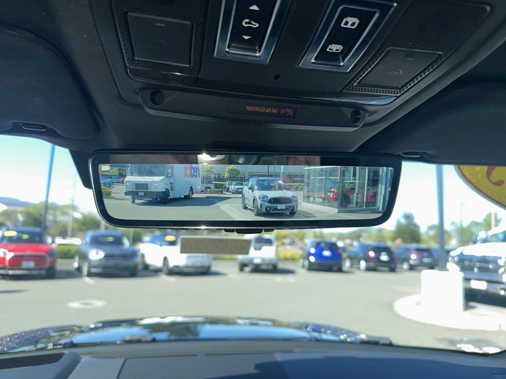 Thumbnail: 2023 Land Rover Defender - 24