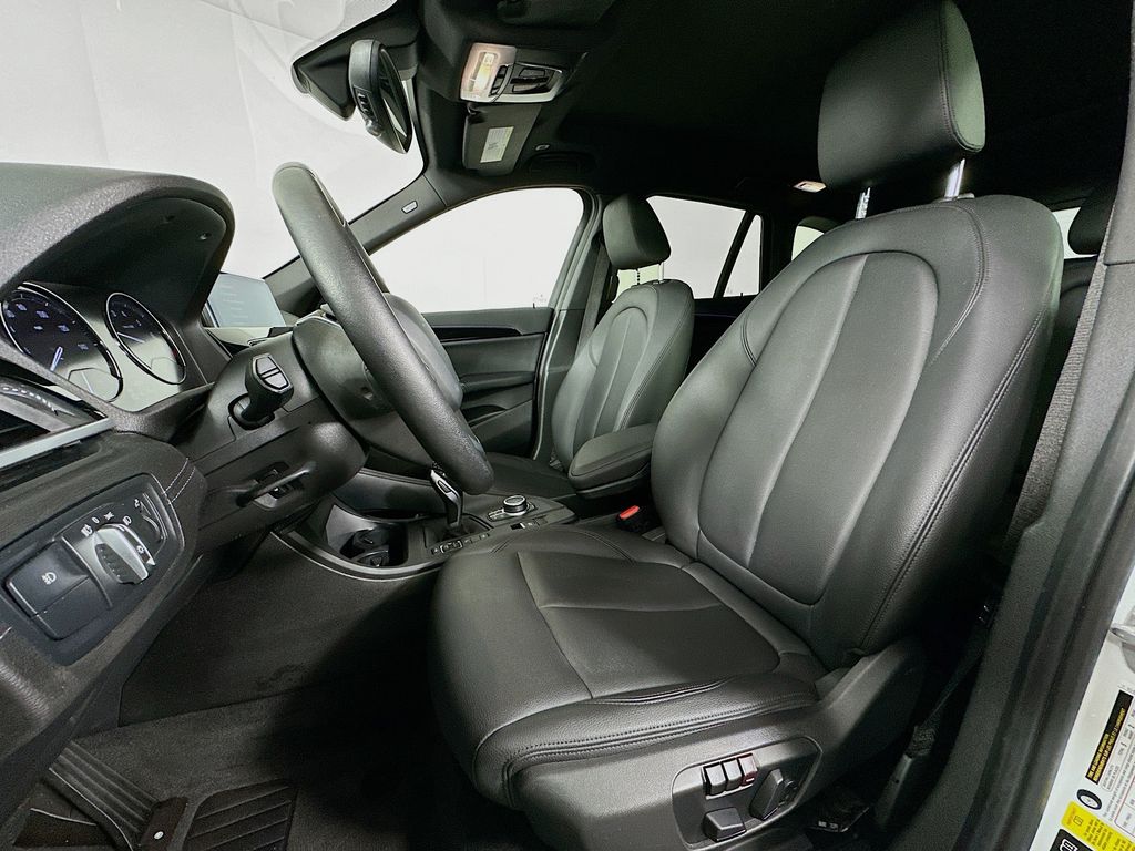 Thumbnail: 2020 BMW X1 - 21