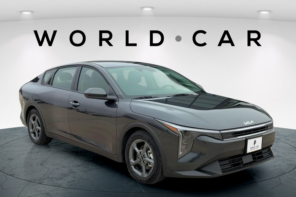 Interstellar Gray 2025 Kia K4 LXS FWD Sedan Front-Wheel Drive Continuously Variable Transmission