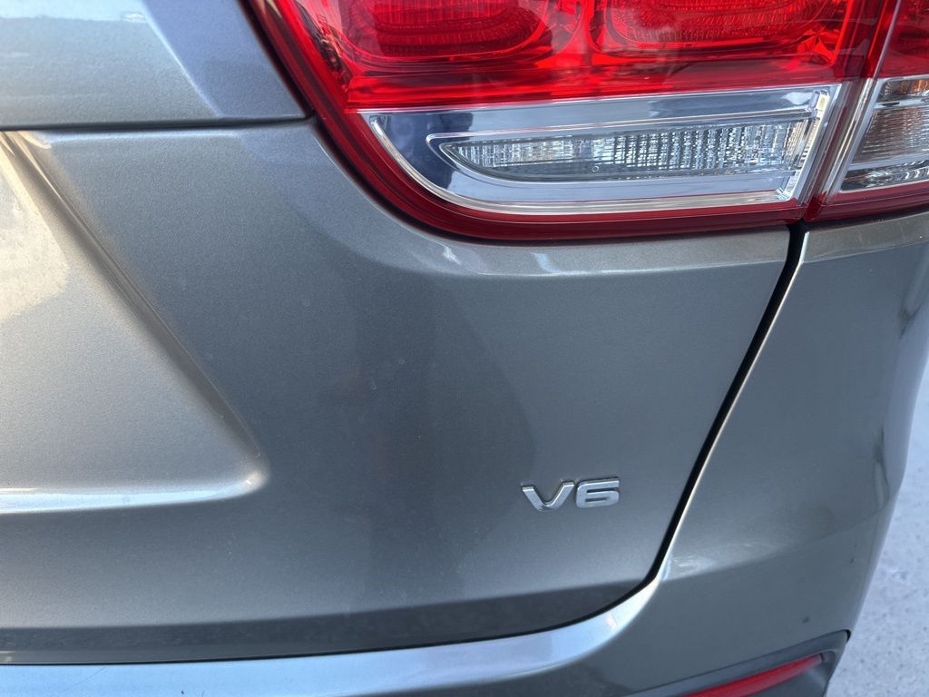 used 2016 Kia Sorento car, priced at $7,991