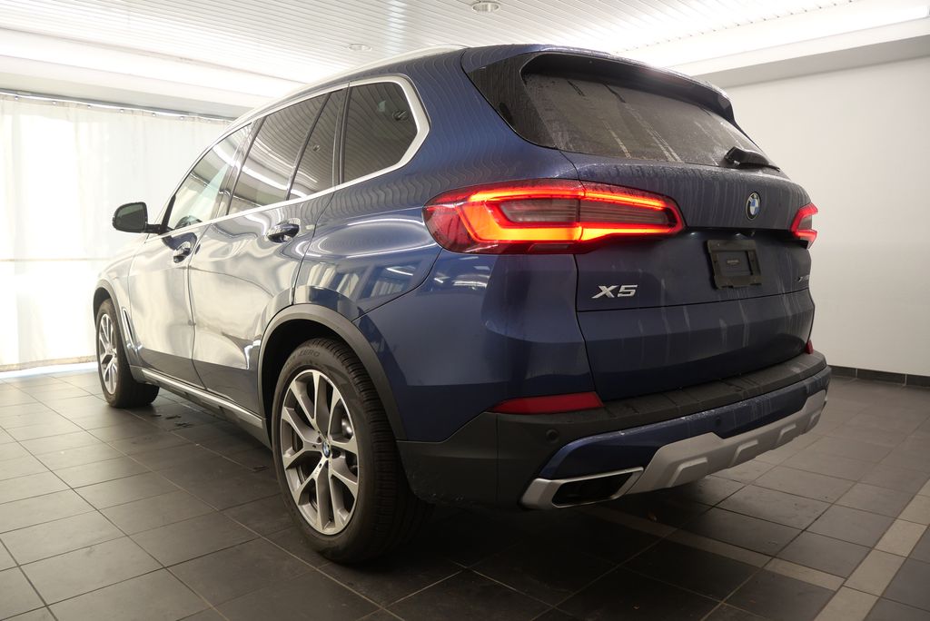 2019 BMW X5 xDrive50i 5