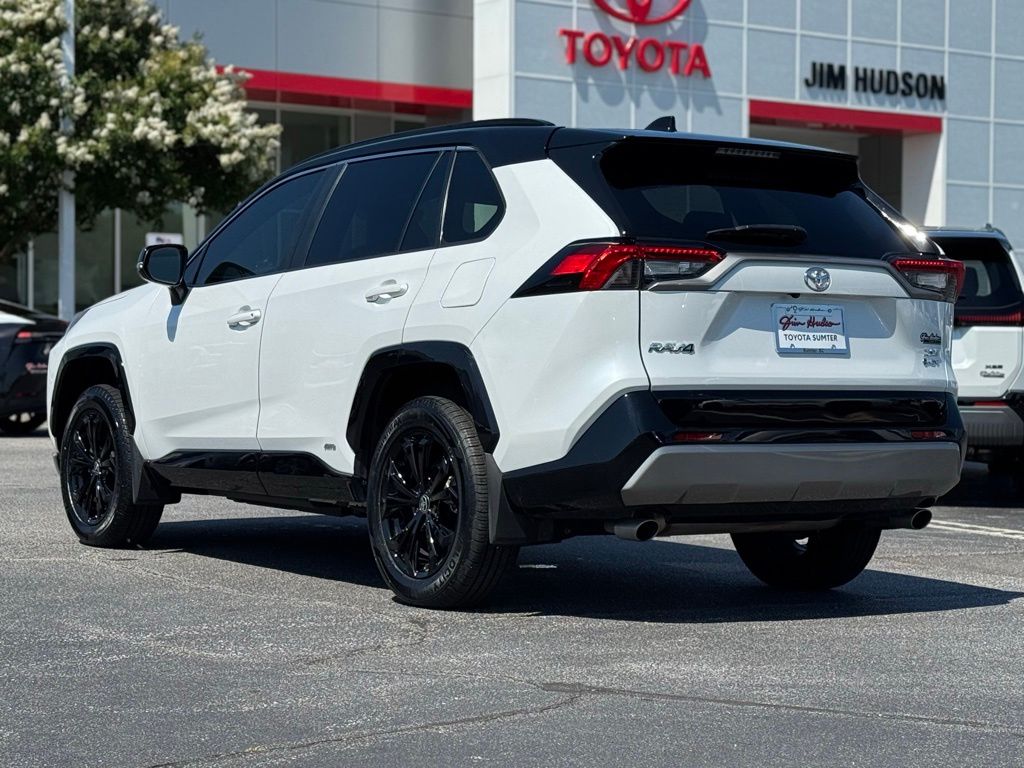 2025 Toyota RAV4 Hybrid XSE Wind Chill Pearl/Midnight Black Metallic - Jim Hudson Acura - Image 9