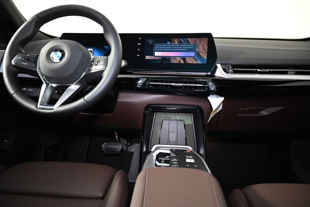 2025 BMW X2 xDrive28i 16