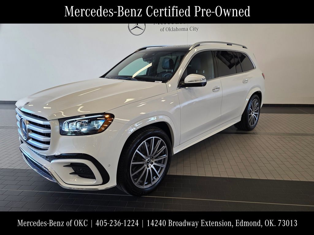 2025 Mercedes-Benz GLS Base's photo