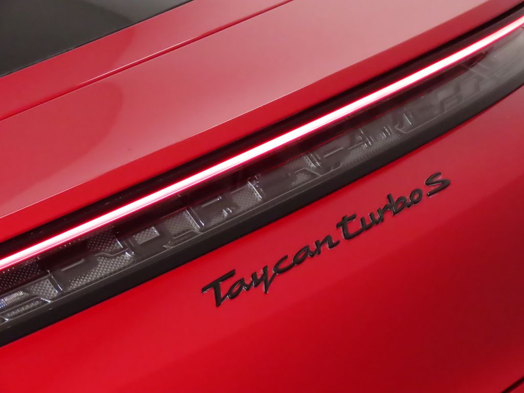 Thumbnail: 2023 Porsche Taycan - 12