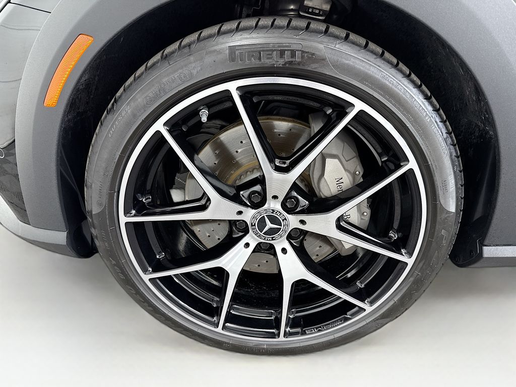 Thumbnail: 2023 Mercedes-Benz E-Class - 31