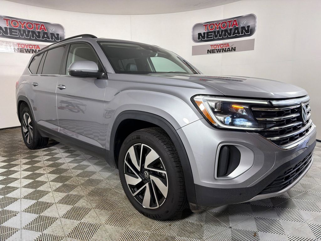 2024 Volkswagen Atlas SE 4Motion AWD with Technology